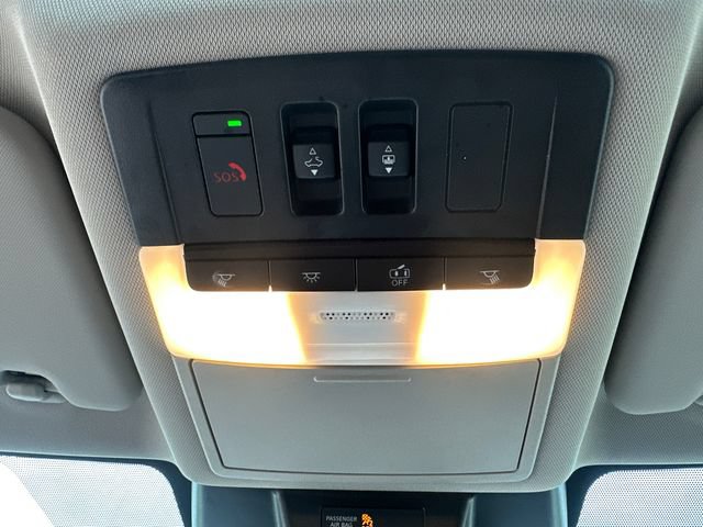 Used 2023 Nissan Rogue SL AWD/4WD image 39