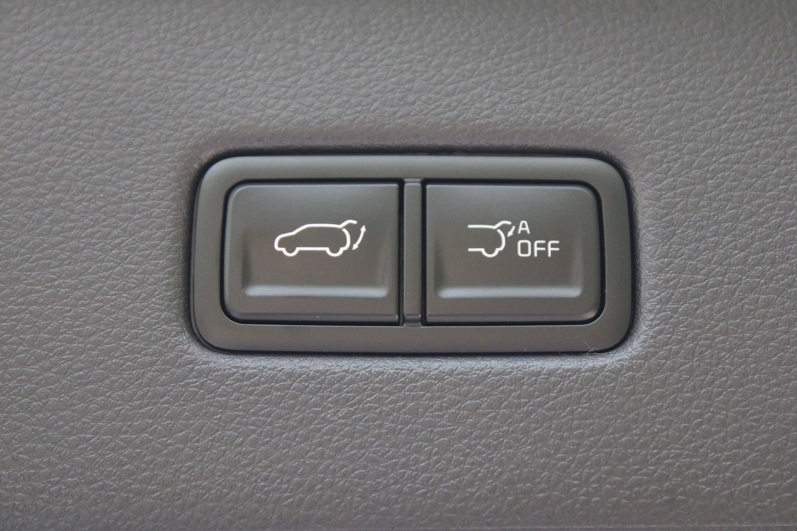 New 2026 Kia Carnival EX image 15