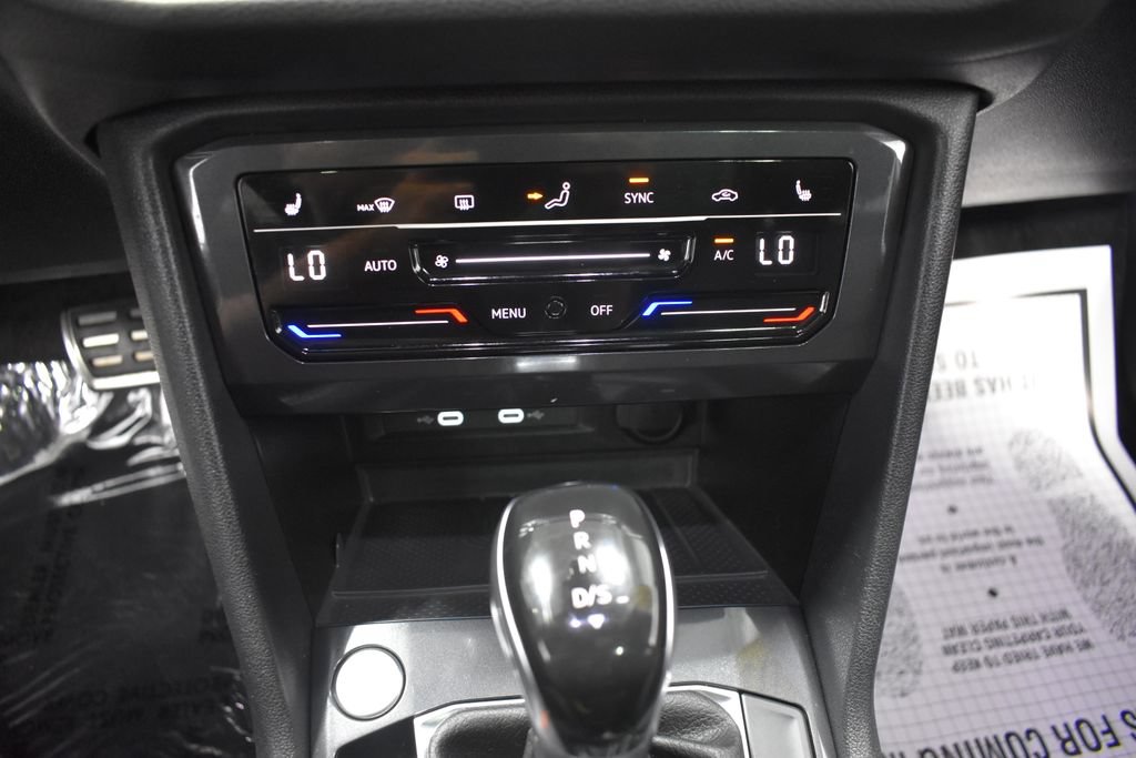 Used 2023 Volkswagen Tiguan SE R-Line FWD image 20