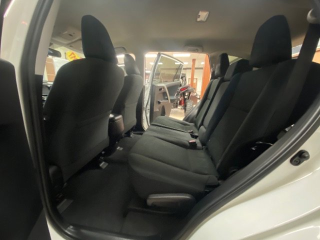 Used 2017 Toyota RAV4 LE image 18