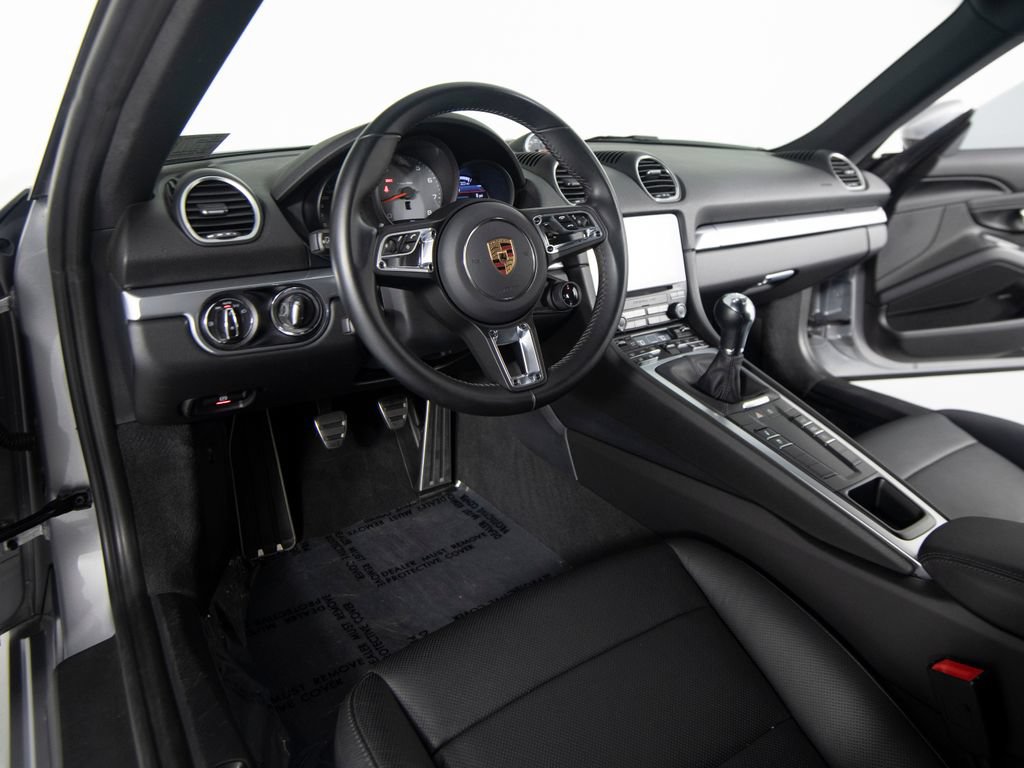 Certified 2024 Porsche 718 Cayman S RWD image 14
