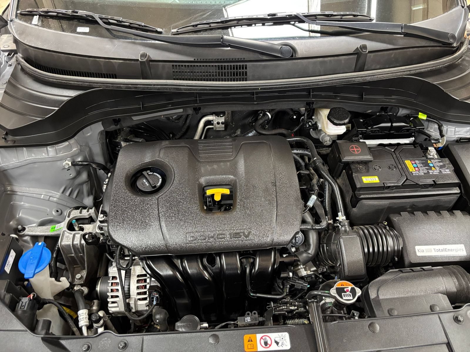 Used 2025 Kia Soul LX w/ LX Technology Package FWD image 25