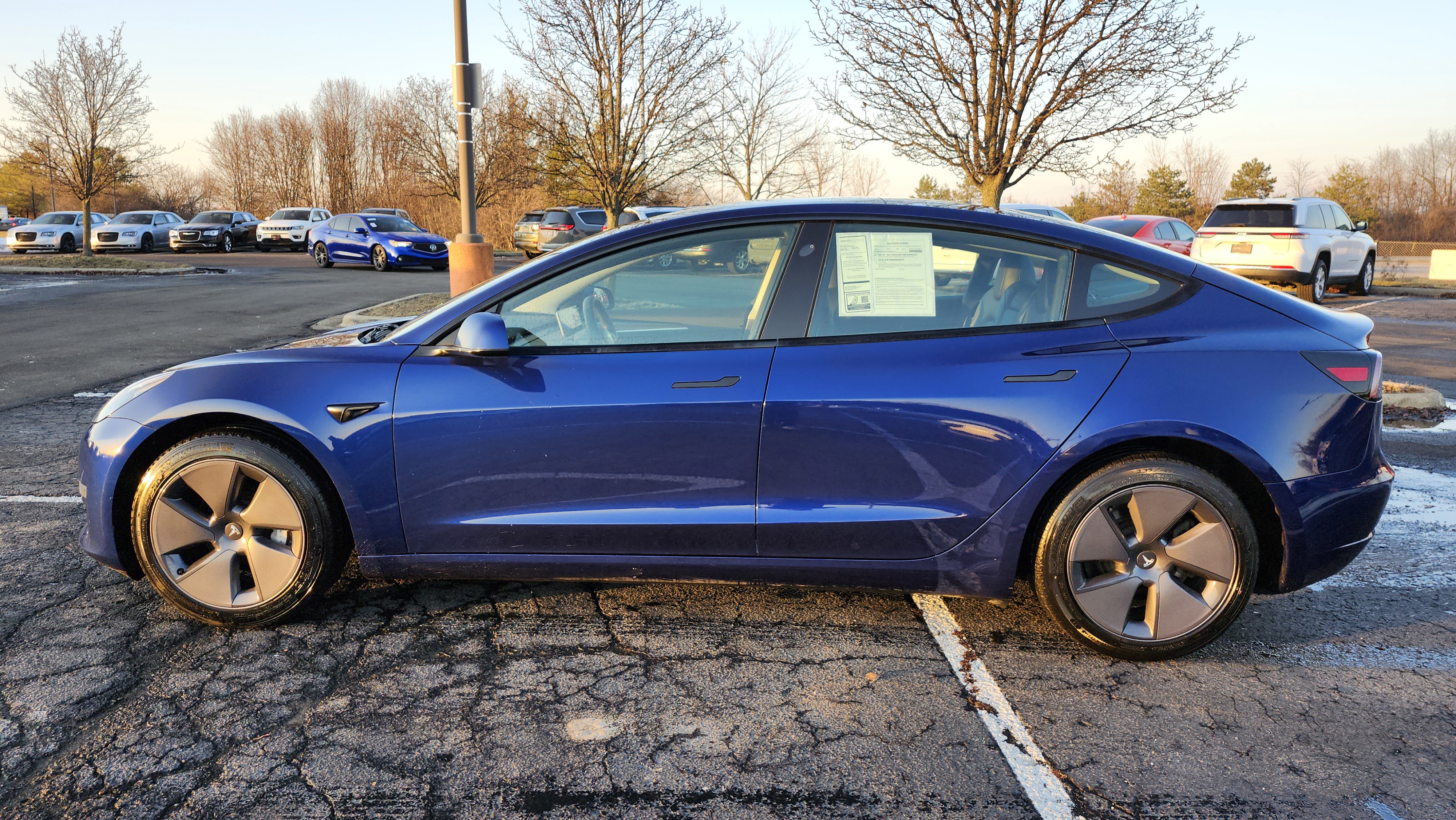 Used 2023 Tesla Model 3 Standard Range image 13