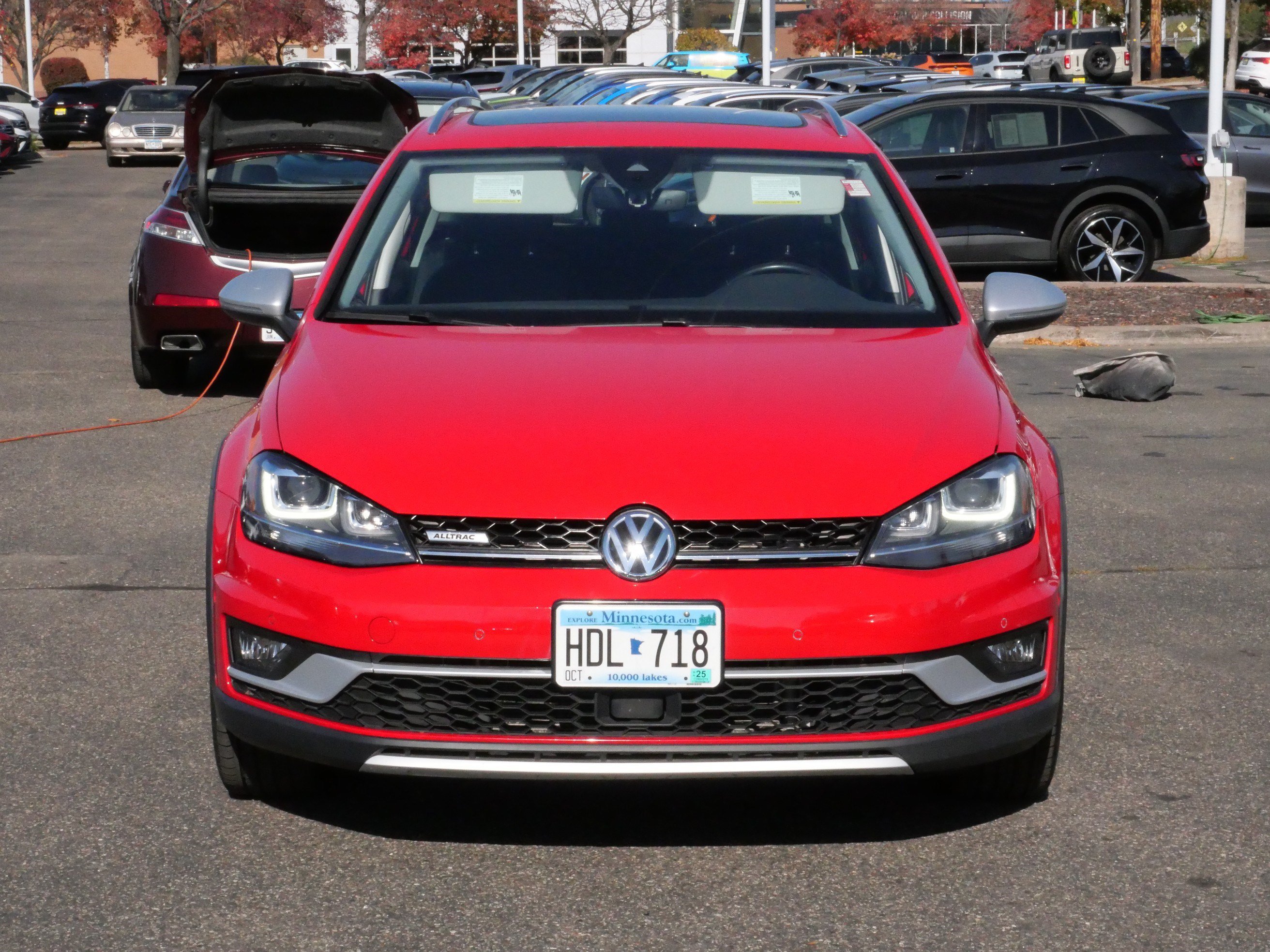 Used 2017 Volkswagen Golf Alltrack SEL AWD/4WD image 2