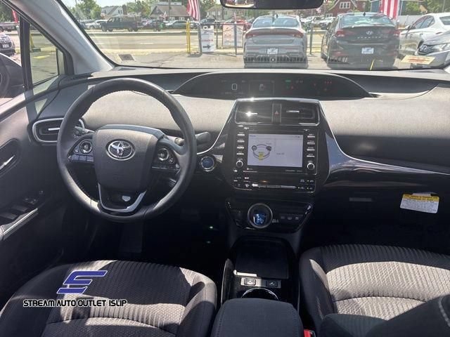 Used 2022 Toyota Prius Prime LE FWD image 21