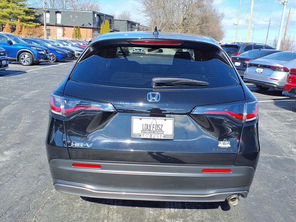 Used 2025 Honda HR-V Sport image 20