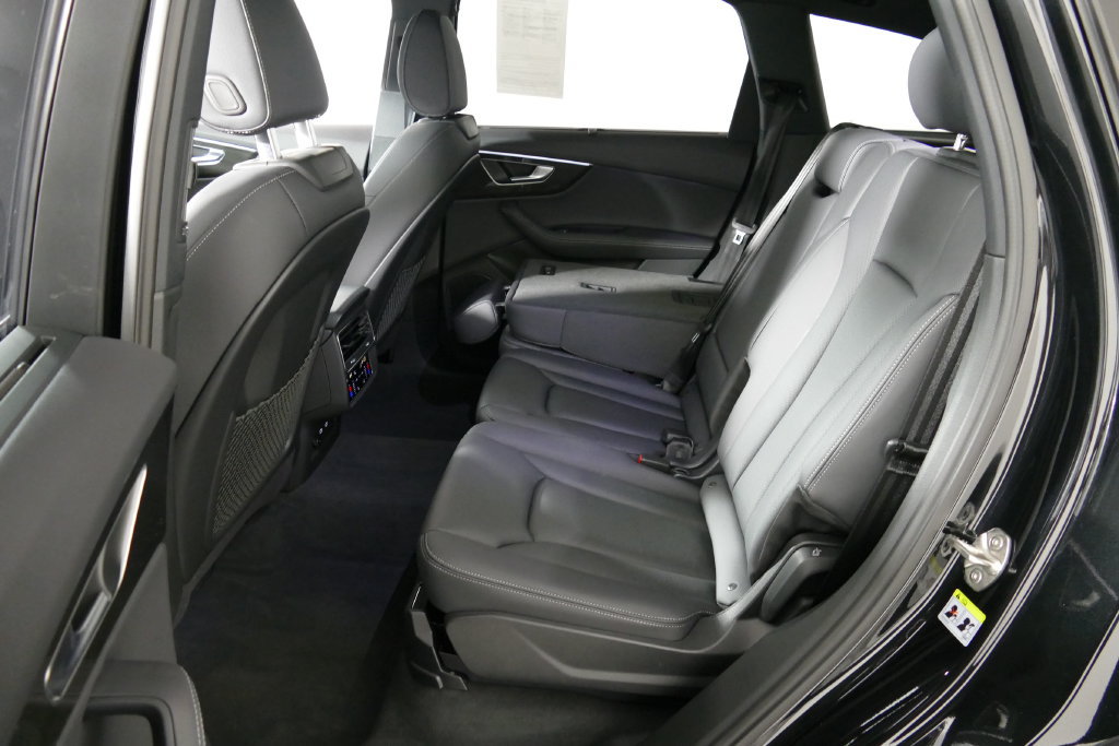 Certified 2026 Audi Q7 3.0T Premium Plus w/ Premium Plus Package AWD/4WD image 31