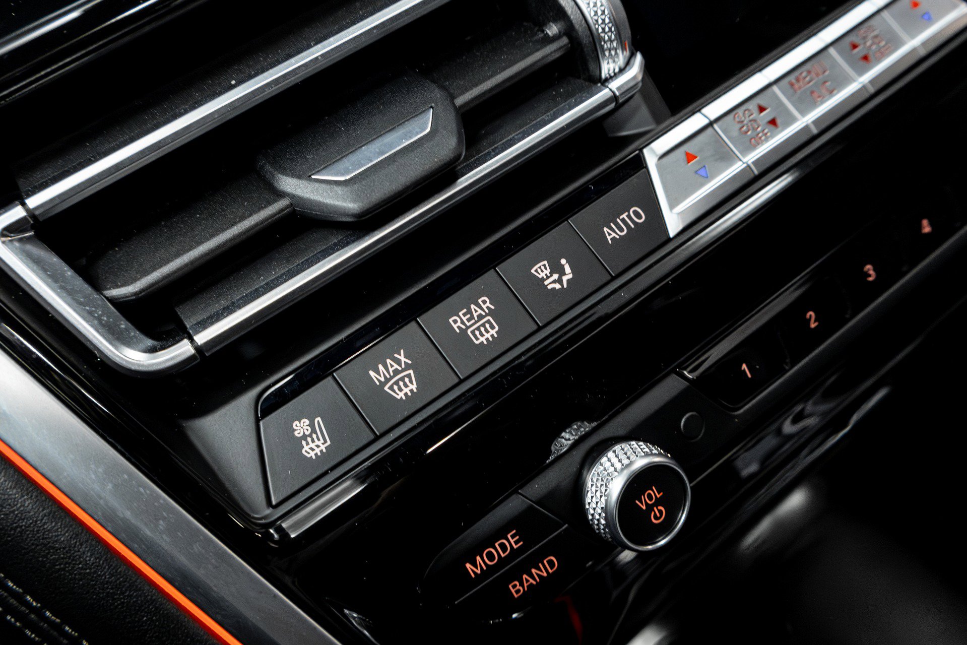 Used 2023 BMW ALPINA B8 xDrive Gran Coupe image 70