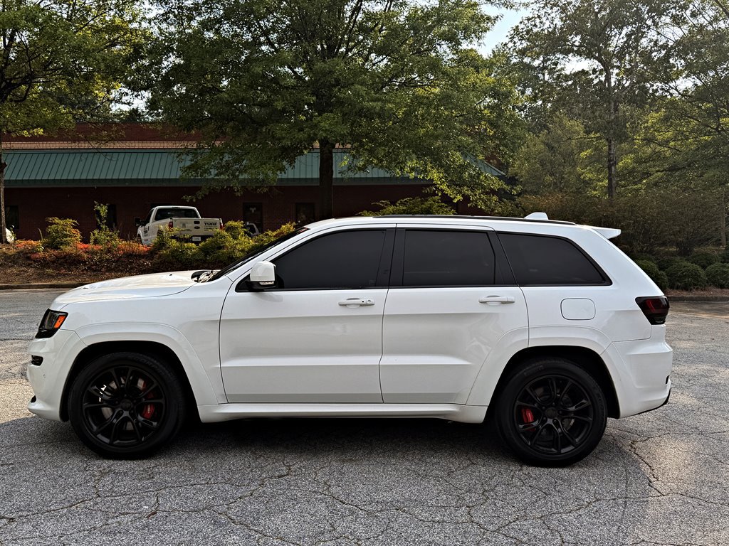 Used 2015 Jeep Grand Cherokee SRT AWD/4WD image 8