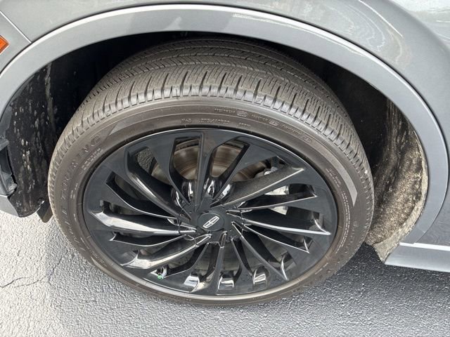 Certified 2025 Lincoln Aviator Reserve w/ Equipment Group 201A image 11