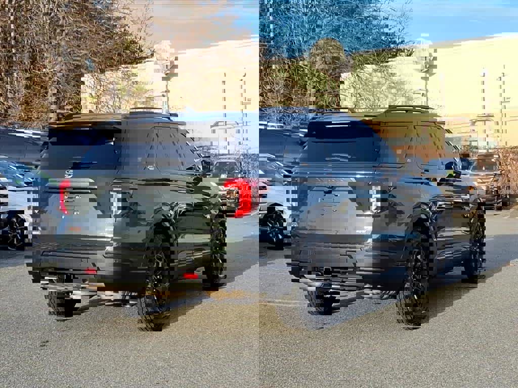 Used 2022 Ford Explorer Timberline image 5