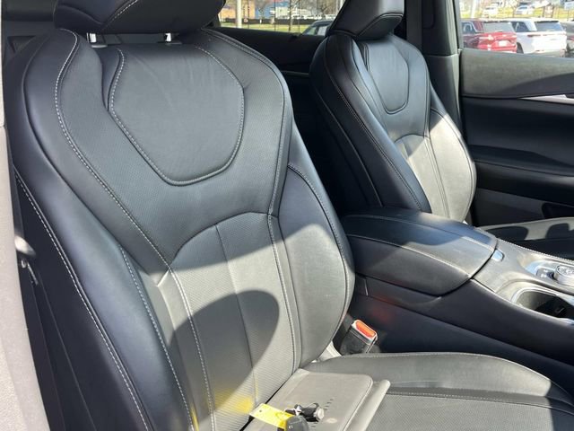 Used 2024 INFINITI QX60 Sensory AWD/4WD image 27