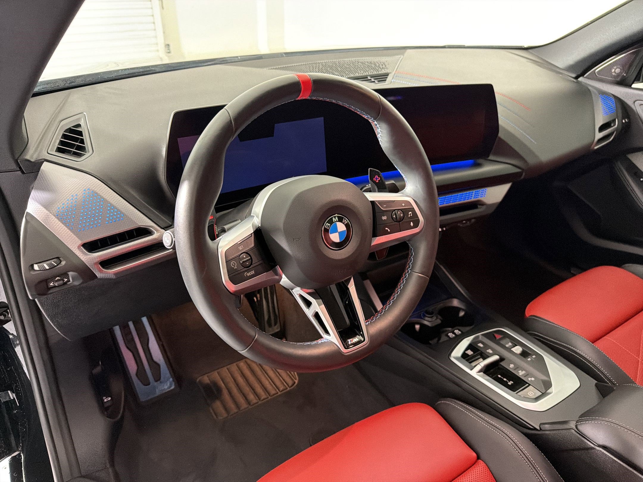 Certified 2025 BMW M235i xDrive w/ Premium Package AWD/4WD image 4