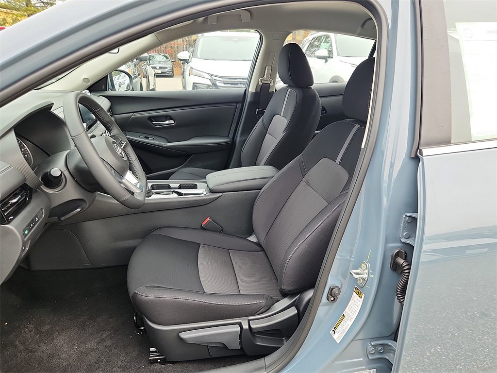 New 2025 Nissan Sentra SV w/ All-Weather Package image 6