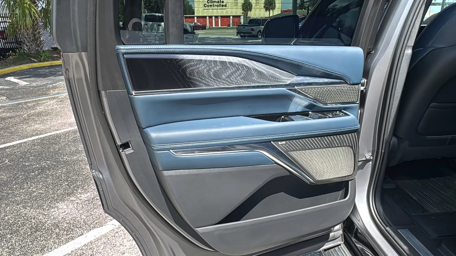 Used 2026 Cadillac Escalade IQL Sport 2 AWD/4WD image 29
