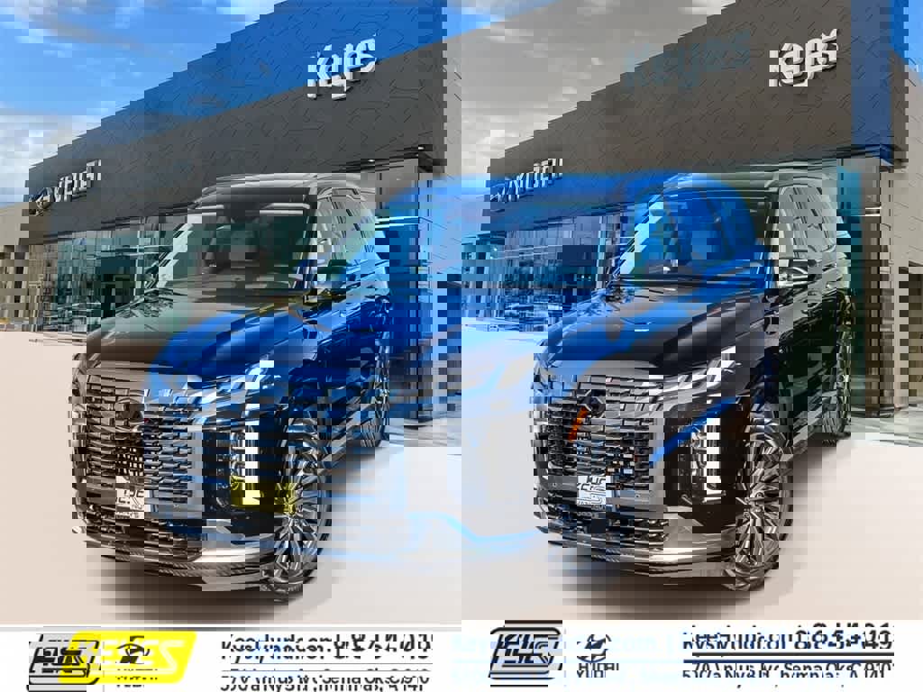 Used 2023 Hyundai Palisade Calligraphy w/ Cargo Package image 1