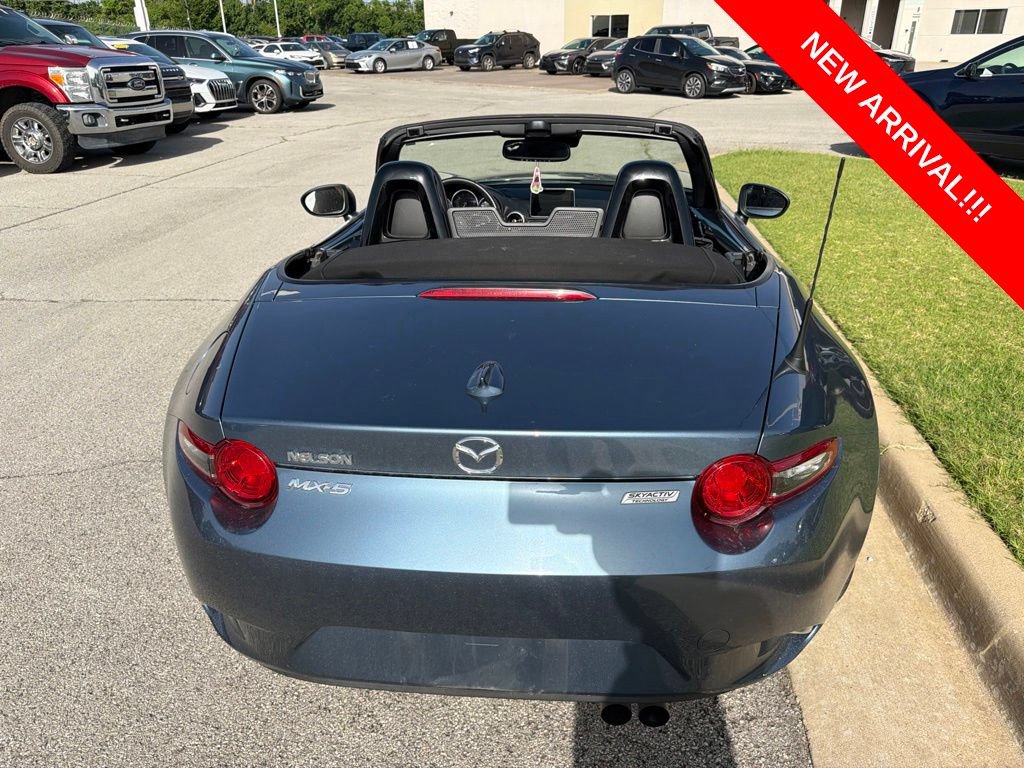 Used 2016 MAZDA MX-5 Miata Grand Touring RWD image 5