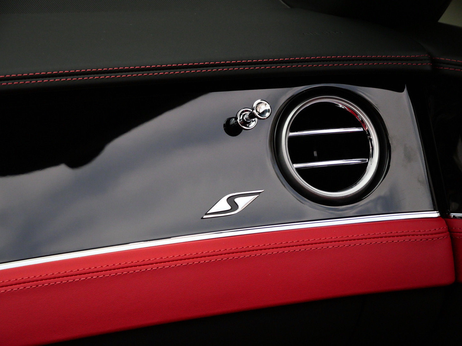 New 2026 Bentley Continental GT S AWD/4WD image 21