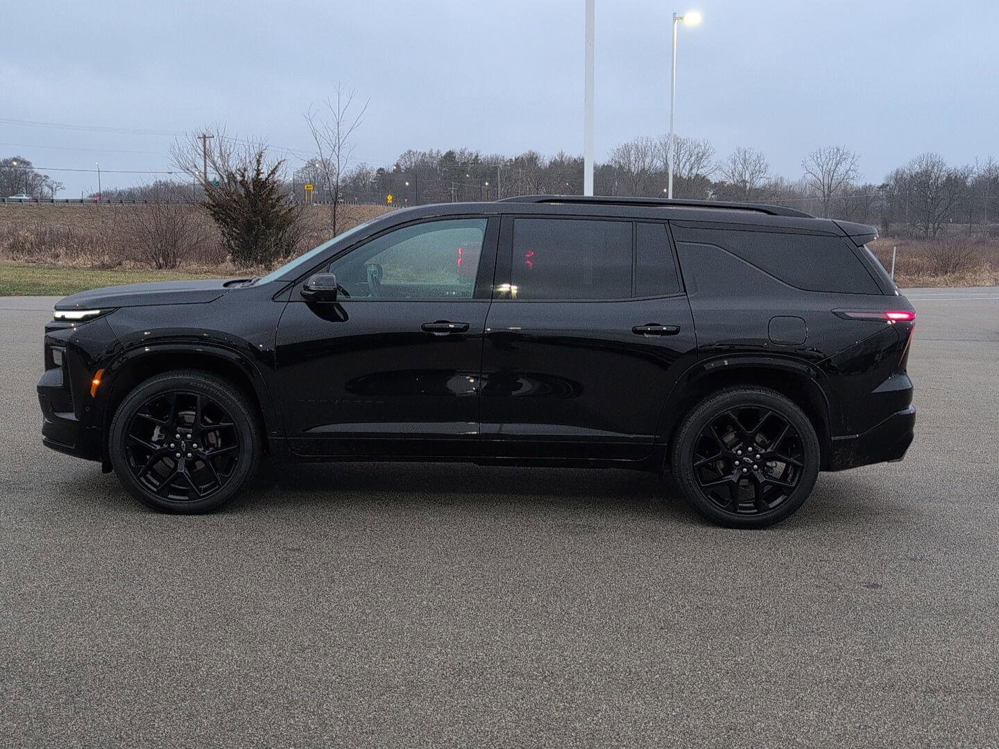 Certified 2024 Chevrolet Traverse RS w/ LPO, Floor Liner Package image 2