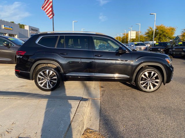 Used 2022 Volkswagen Atlas SEL Premium AWD/4WD image 2