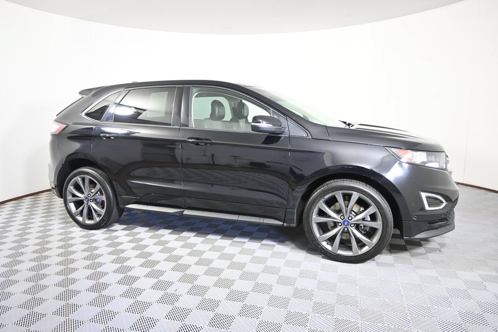 Used 2018 Ford Edge Sport w/ Equipment Group 401A AWD/4WD image 8
