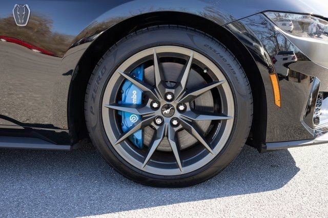 Used 2024 Ford Mustang Dark Horse image 11