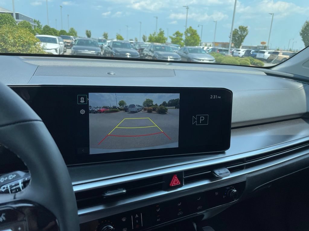 New 2026 Kia Sorento LX FWD image 17