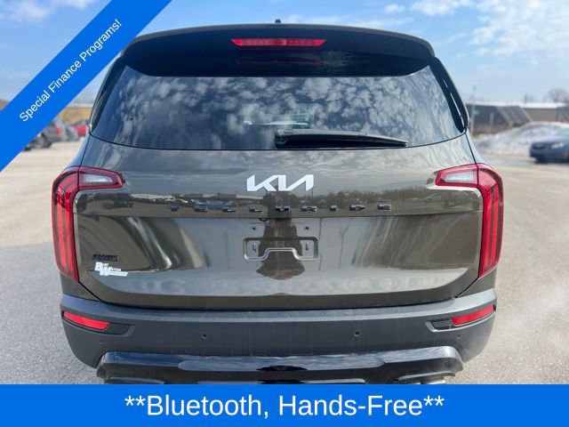 Used 2022 Kia Telluride EX w/ EX Premium Package image 5