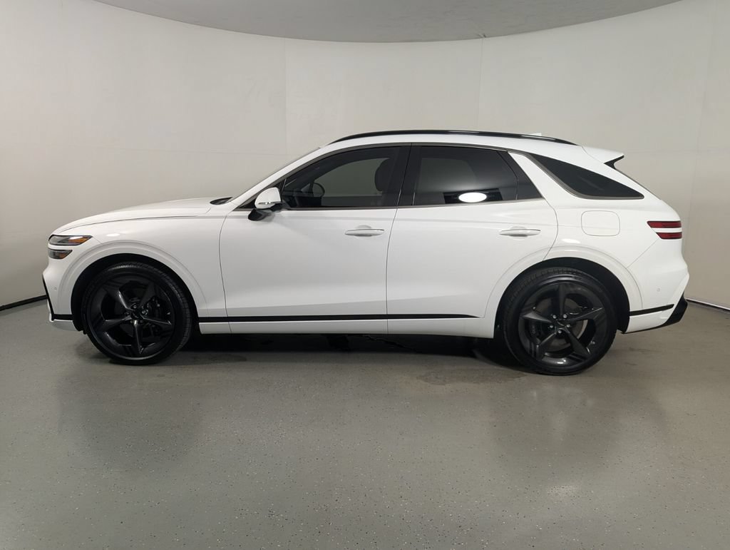 Used 2026 Genesis GV70 2.5T Sport Prestige AWD/4WD image 4