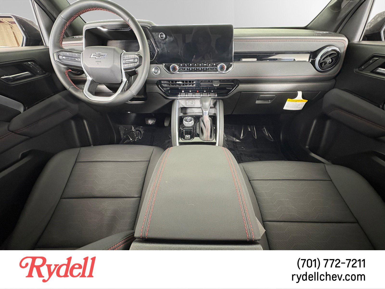 Used 2025 Chevrolet Colorado Z71 w/ Technology Package image 12