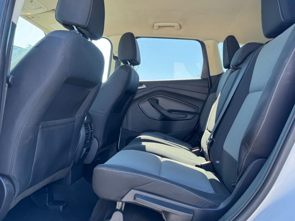 Used 2017 Ford Escape SE w/ Equipment Group 201A FWD image 10