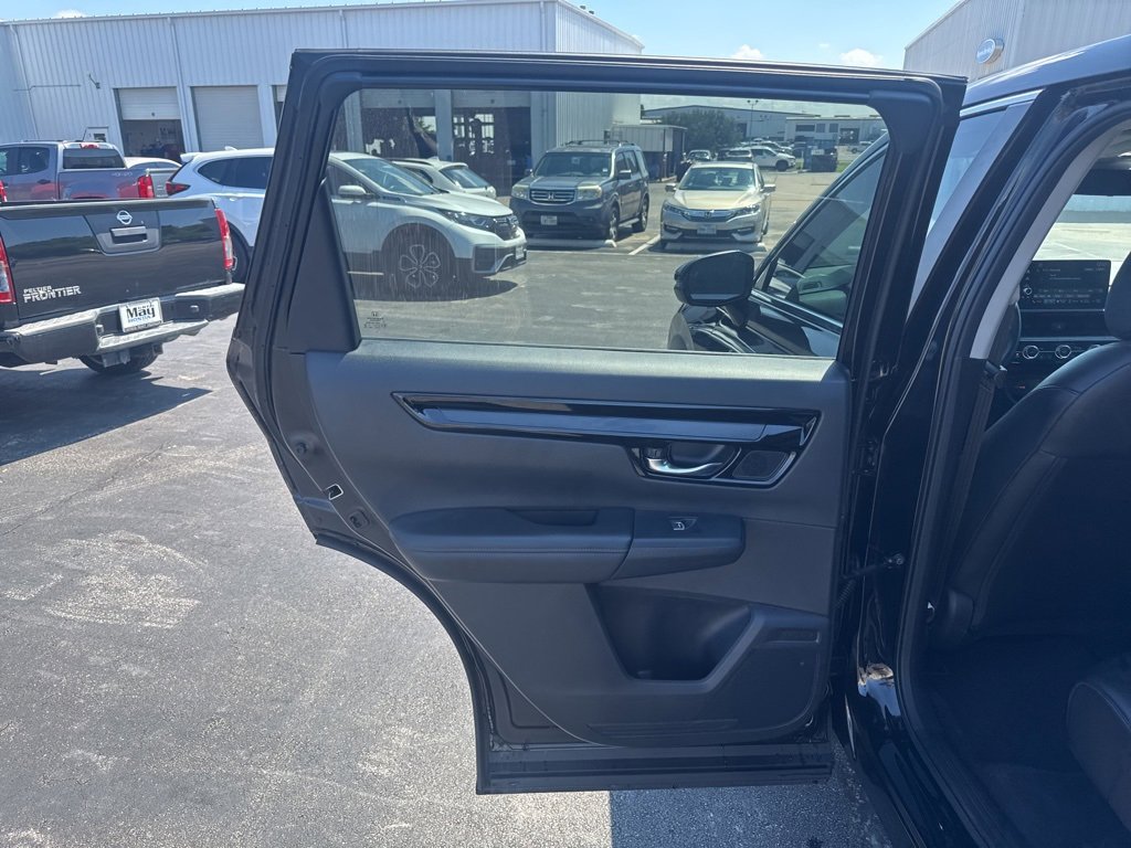 Used 2025 Honda CR-V EX-L image 29