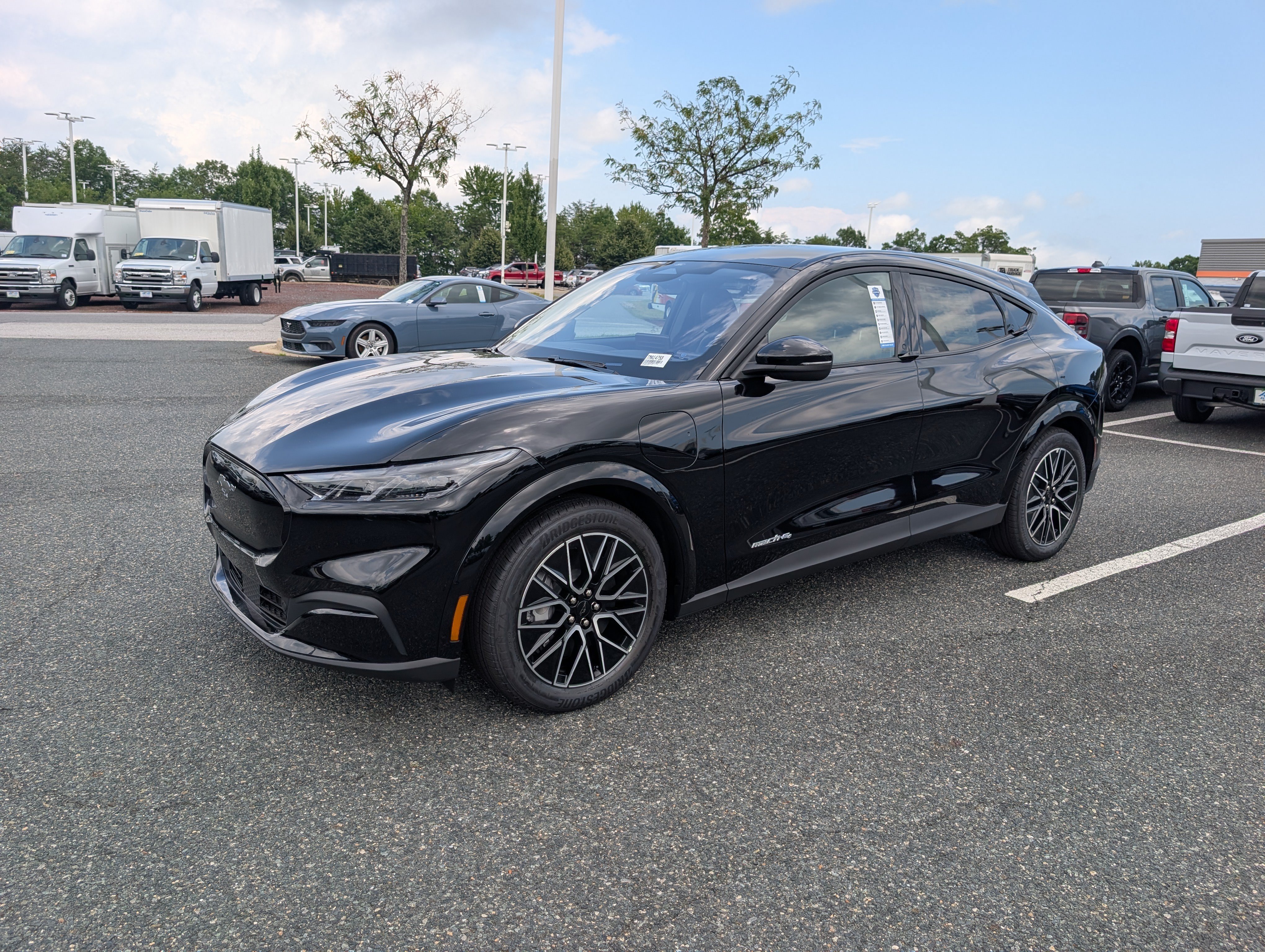 New 2026 Ford Mustang Mach-E Premium AWD/4WD image 4
