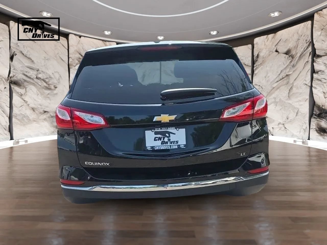 Used 2020 Chevrolet Equinox LT w/ Driver Convenience Package FWD image 6