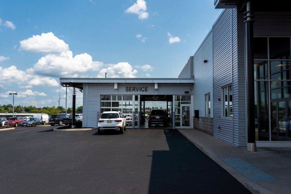 Used 2023 Mercedes-Benz E 450 4MATIC Sedan image 21