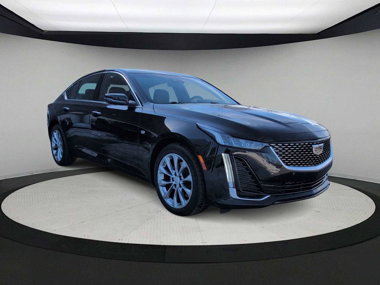 Used 2022 Cadillac CT5 Premium Luxury image 2