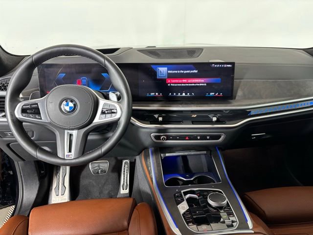 Used 2025 BMW X7 M60i AWD/4WD image 13