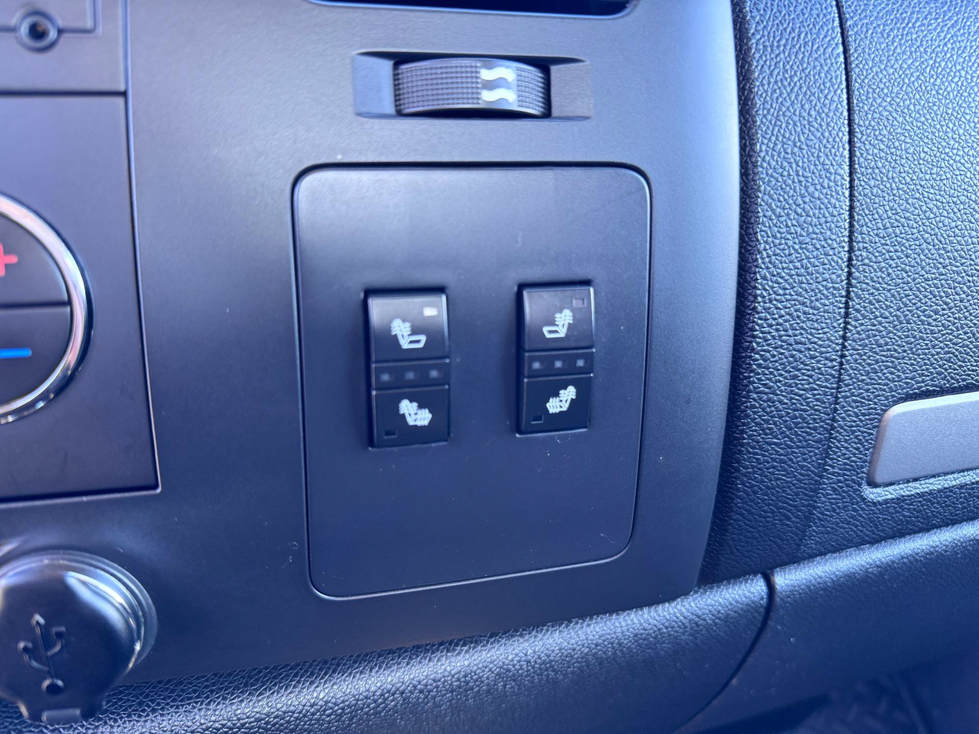 Used 2013 Chevrolet Silverado 1500 LT w/ All-Star Edition AWD/4WD image 31