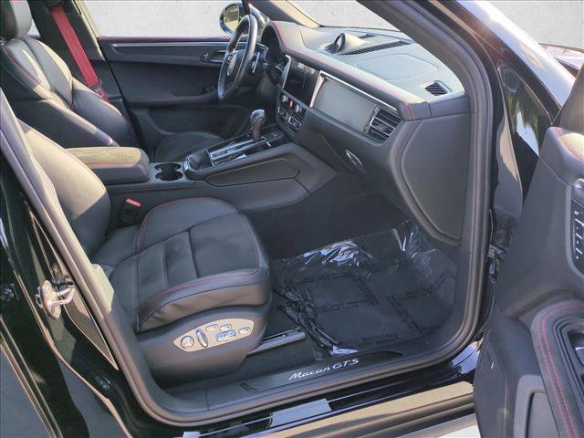 Used 2023 Porsche Macan GTS AWD/4WD image 23