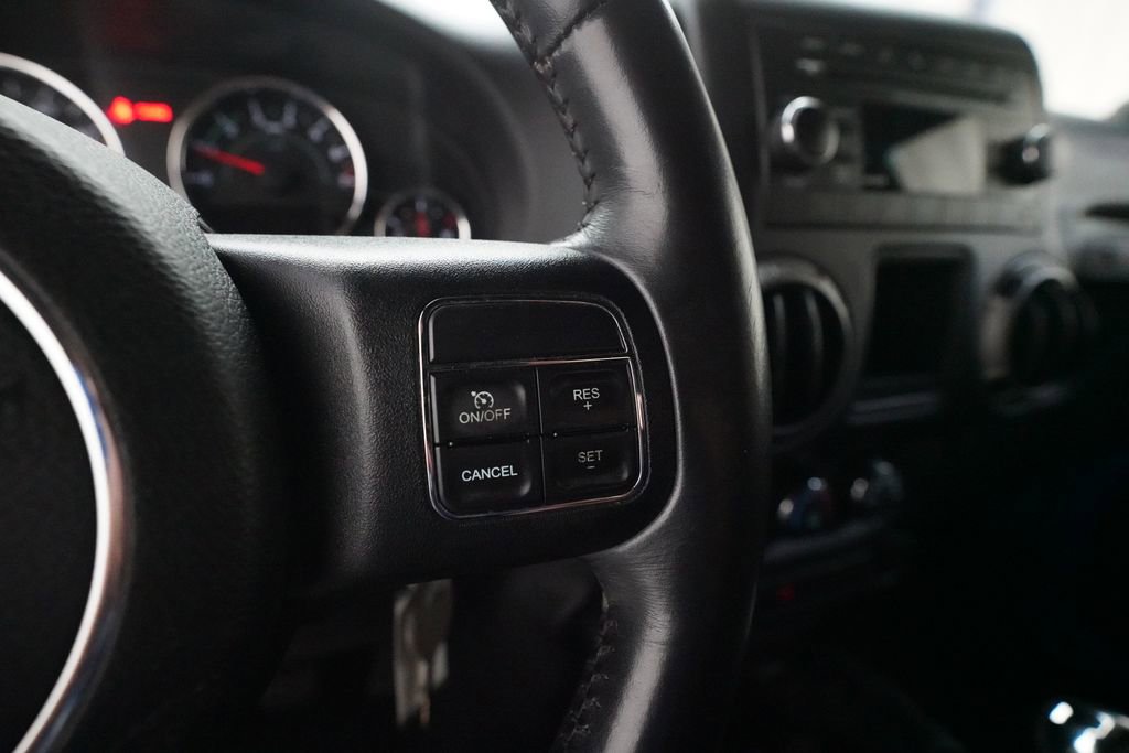 Used 2014 Jeep Wrangler Sport image 16