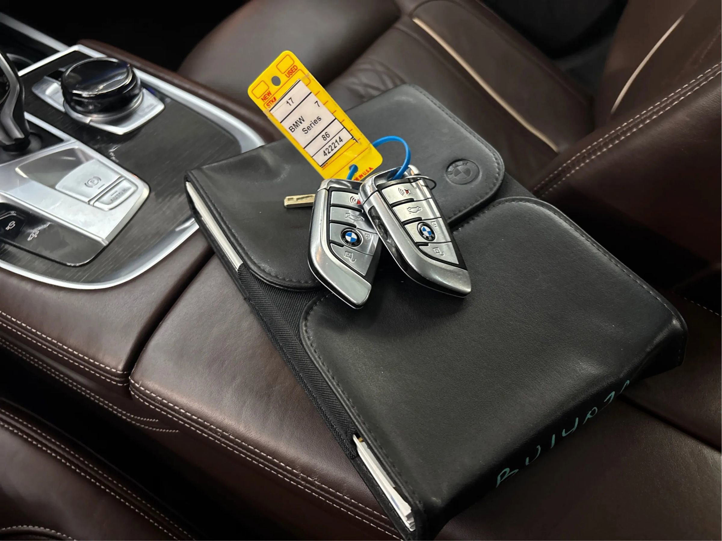 Used 2017 BMW 750i xDrive image 42