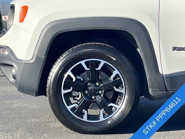 Used 2023 Jeep Renegade Latitude image 4