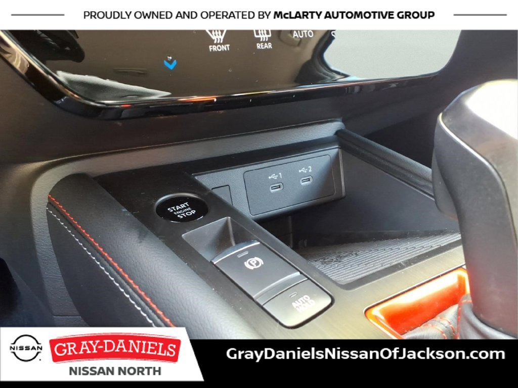 New 2026 Nissan Kicks SR AWD/4WD image 18