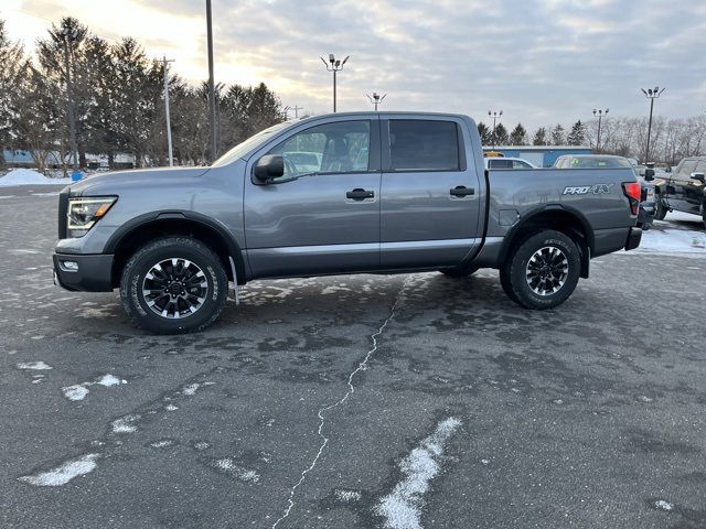 Used 2021 Nissan Titan PRO-4X image 4