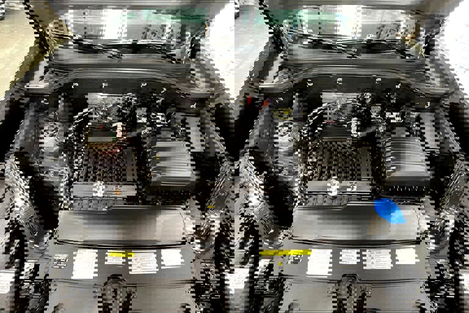 Used 2021 Volkswagen Atlas Cross Sport SEL Premium image 13