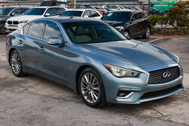 Used 2018 INFINITI Q50 Luxe w/ Cargo Package (L95) RWD image 18