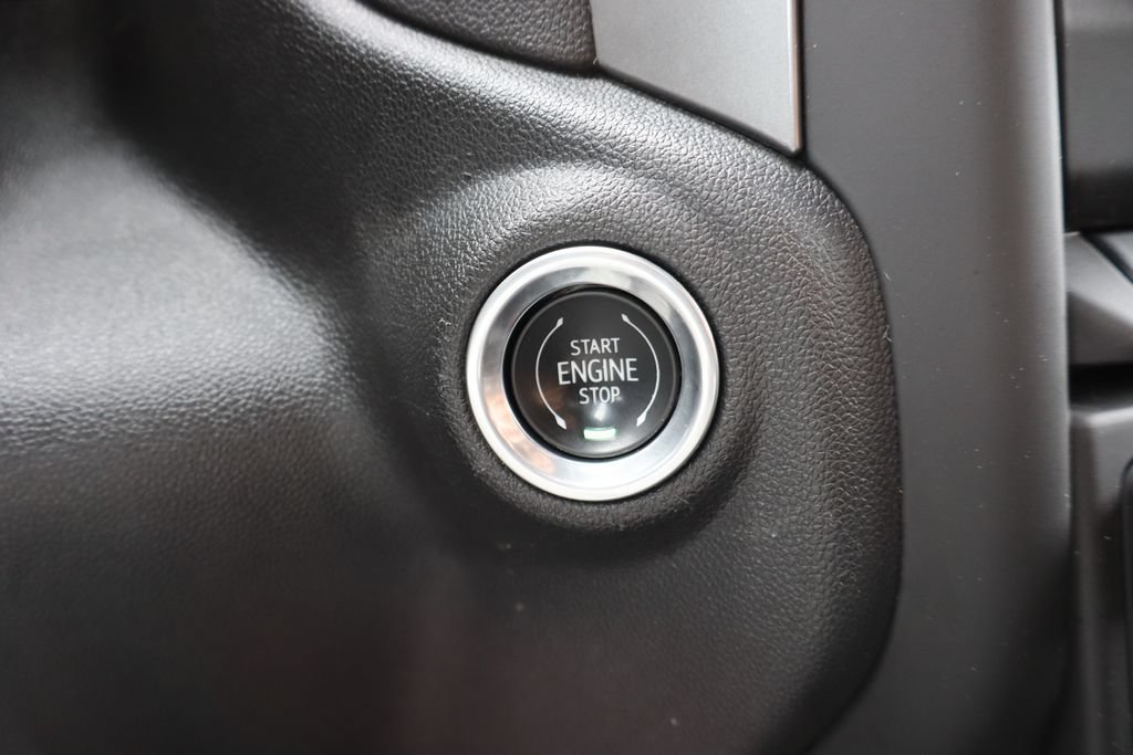 Used 2023 Chevrolet Silverado 1500 Custom AWD/4WD image 13