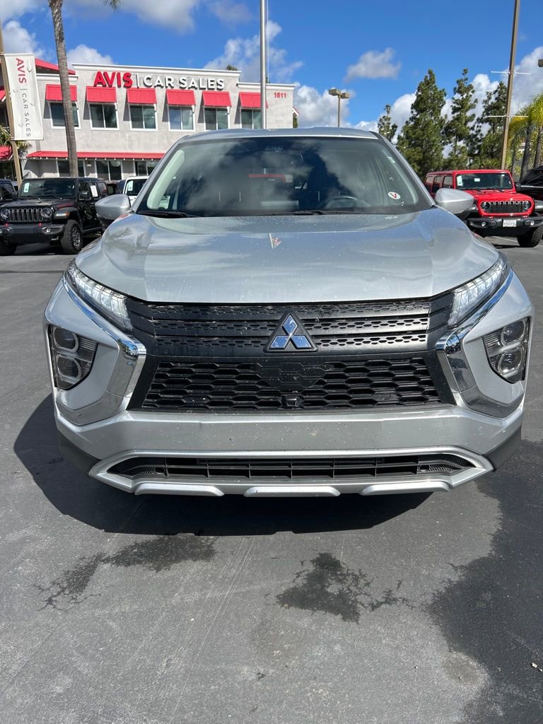 Used 2025 Mitsubishi Eclipse Cross SE image 2
