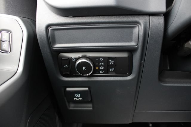 New 2026 Ford F150 XLT w/ XLT Black Appearance Package AWD/4WD image 9
