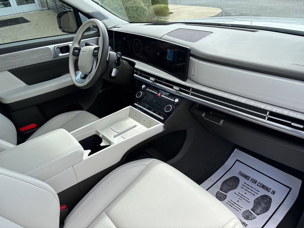 Certified 2025 Hyundai Santa Fe Calligraphy image 16